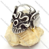 Silver Stainless Steel Skull Rings with a gold earring ring -r000478